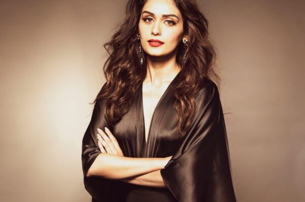 Manushi Chhillar
