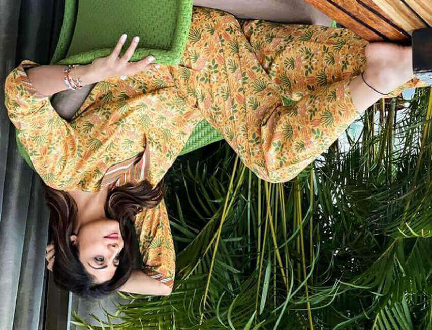 Shilpa Shetty Kundra leaves netizens guessing as she uploads an upside-down picture on Instagram
