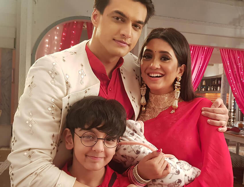 How long can a son live away from his mother? Kairav finally meets Naira