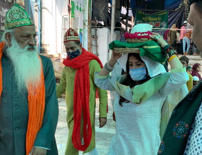 Ekta Kapoor, Ridhi Dogra & Monica Dogra visit Ajmer Sharif to seek blessings ahead of ‘The Married Woman’ launch!